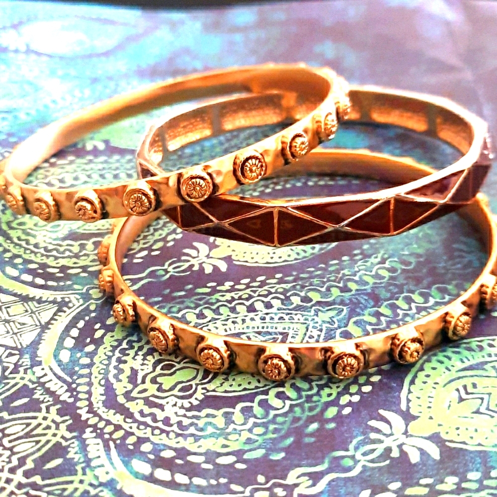 3 Bracelets